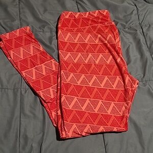 LuLaRoe Red Geometric Triangle Leggings